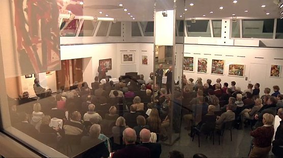 Martin H&ouml;fer stellt aus (Foto: nnz-tv)