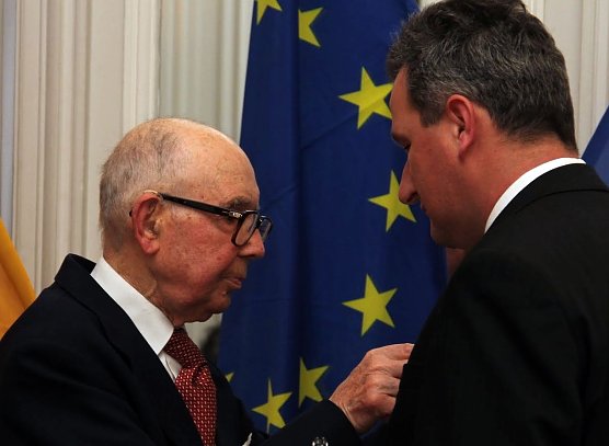 Mit Palmenorden geehrt (Foto: privat)