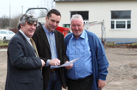Trio plant Erweiterung im Gewerbegebiet (Foto: TiRo Neu) Trio plant Erweiterung im Gewerbegebiet (Foto: TiRo Neu)