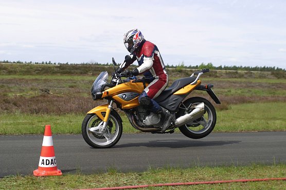 ABS f&uuml;r Bikes gefordert (Foto: ADAC)