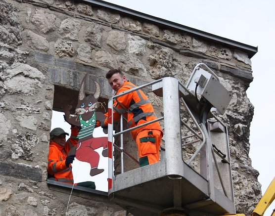 Hase am Turm (Foto: psv)