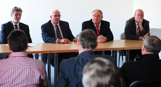 Besuch bei Landwirten (Foto: privat)