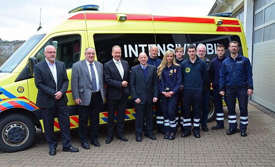 Minister beim Rettungsdienst (Foto: privat) Minister beim Rettungsdienst (Foto: privat)