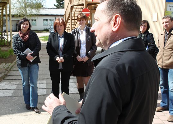 Poppenh&auml;ger besucht Horizont-Verein (Foto: nnz)