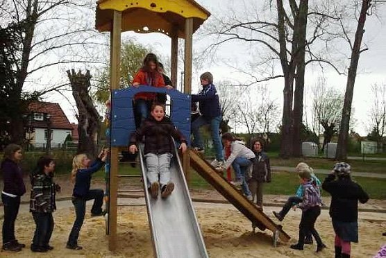 Neue Spielgeräte (Foto: privat) Neue Spielgeräte (Foto: privat)