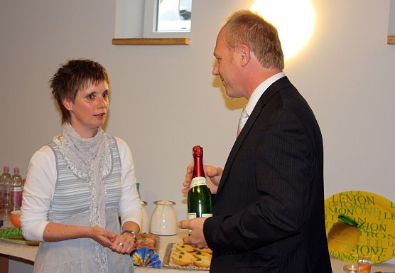 Gl&uuml;ckwunsch zum Einzug (Foto: privat)