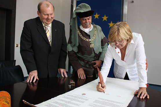 Unterschrieben (Foto: privat)