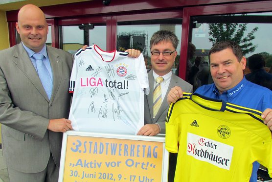 Trikot zu "haben" (Foto: M. Bachmann) Trikot zu "haben" (Foto: M. Bachmann)