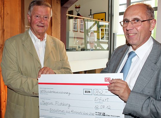 &Uuml;bergeben (Foto: nnz)