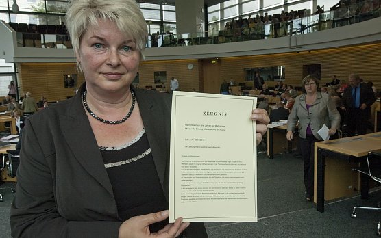 Hitzing mit Zeugnis (Foto: privat)