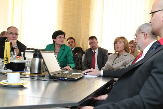 Vorstellung der Unternehmensgruppe (Foto: nnz) Vorstellung der Unternehmensgruppe (Foto: nnz)