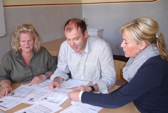 Partnerschaft wird fortgesetzte (Foto: H. Roeder)