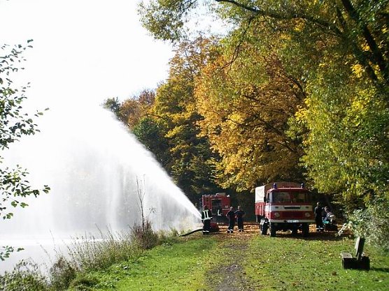 Wasserspiele der Feuerwehr (Foto: Ch. Burkert)