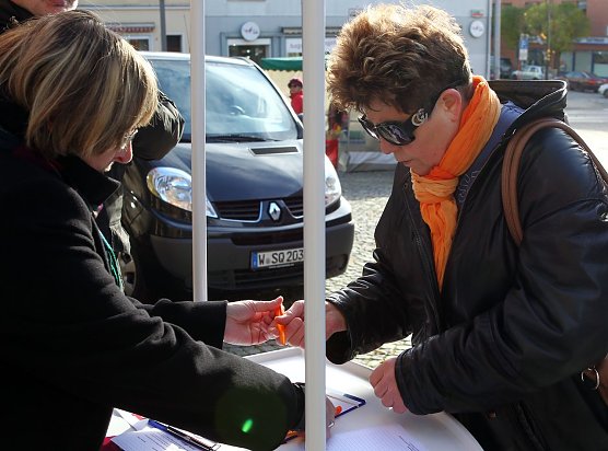 Unterschriftenaktion der Nordhäuser CDU (Foto: nnz) Unterschriftenaktion der Nordhäuser CDU (Foto: nnz)