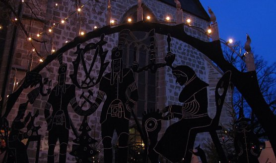 Adventsmarkt auf dem Theaterplatz (Foto: I. Bergmann)