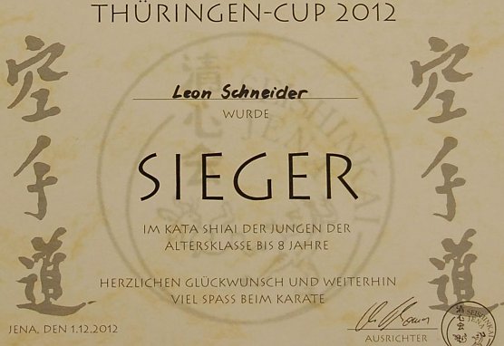 Urkunde (Foto: S. Schröter) Urkunde (Foto: S. Schröter)