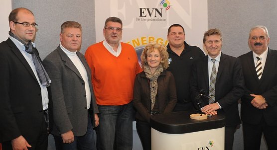 Indoor-Pressekonferenz (Foto: W. Hasselbach) Indoor-Pressekonferenz (Foto: W. Hasselbach)