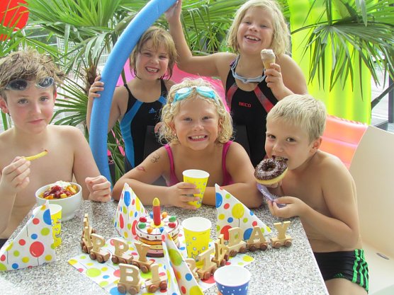 Happy Birthday - Badehaus (Foto: Badehaus)