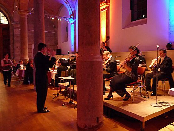 Ballgefl&uuml;ster (Foto: Karl-Heinz Herrmann)