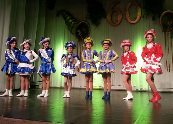 Tanzmariechen (Foto: P. Sawatzki) Tanzmariechen (Foto: P. Sawatzki)