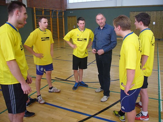 Ralf Mucke mit Petersbergmannschaft (Foto: privat)