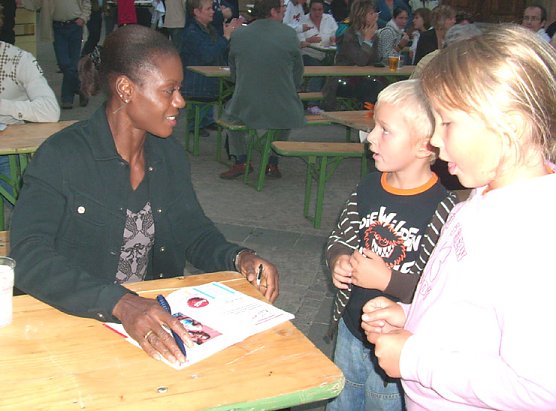 Merlene Ottey (Foto: Karl-Heinz Herrmann)
