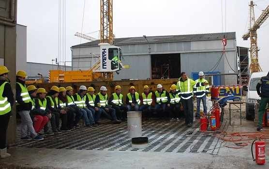 Besuch in der Konzern-Zentrale (Foto: HABAU) Besuch in der Konzern-Zentrale (Foto: HABAU)