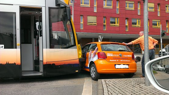 Crash am Kreisel (Foto: privat)