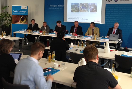 Pressekonferenz in Erfurt, Matthias Ehrhold ganz links (Foto: privat)
