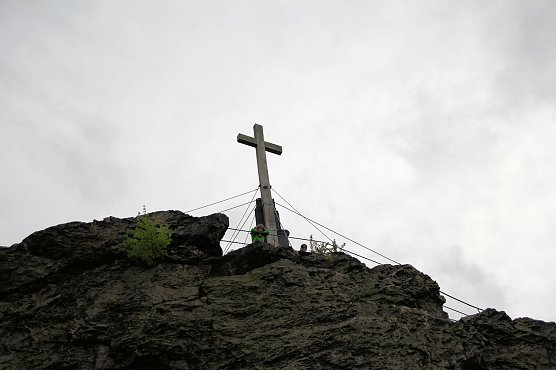 Besuch bei den Gegensteinen (Foto: Peter Blei)