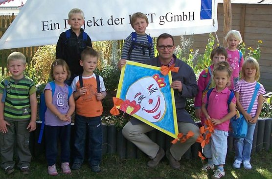 Mit Micha Drachen bauen (Foto: LIFT)