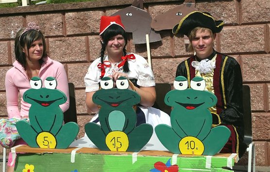 Fr&ouml;sche und Menschen (Foto: nnz)