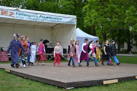 Kindertag im Ferienpark (Foto: Ferienpark Feuerkuppe) Kindertag im Ferienpark (Foto: Ferienpark Feuerkuppe)