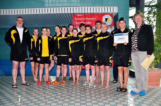 Lottogelder übergeben (Foto: privat) Lottogelder übergeben (Foto: privat)