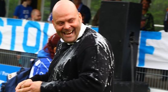 Gestern ausgelassen gefeiert (Foto: Bernd Peter)