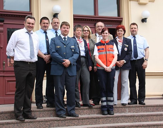 Angetreten zum Dankesch&ouml;n (Foto: Landratsamt Nordhausen)