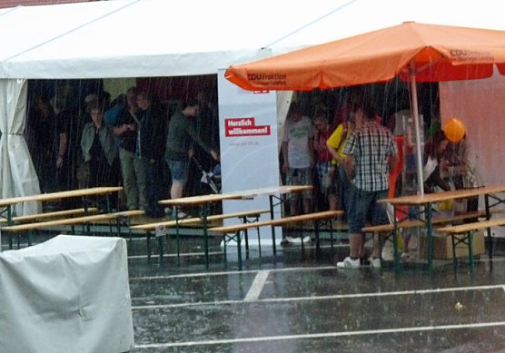 Im Regen versunken (Foto: Karl-Heinz Herrmann)