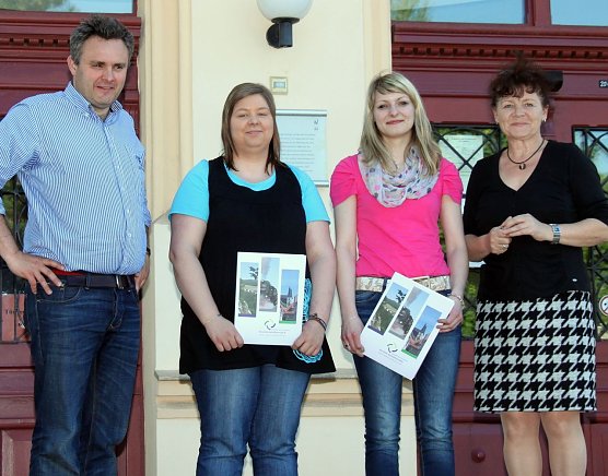 Auf in Richtung Partnerlandkreis (Foto: J. Piper) Auf in Richtung Partnerlandkreis (Foto: J. Piper)