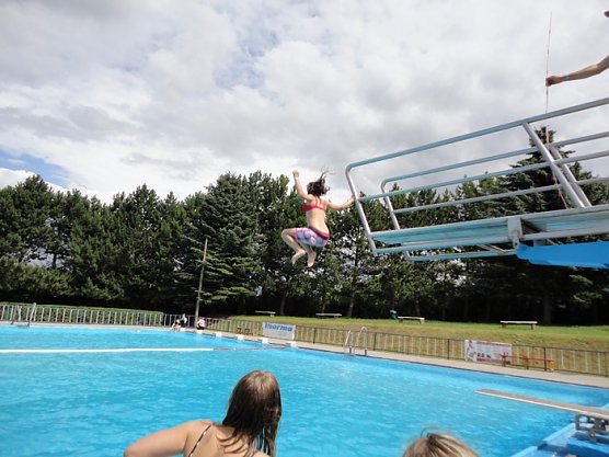24-h-Schwimmen im Freibad Gro&szlig;furra (Foto: Badesportverein Gro&szlig;furra)