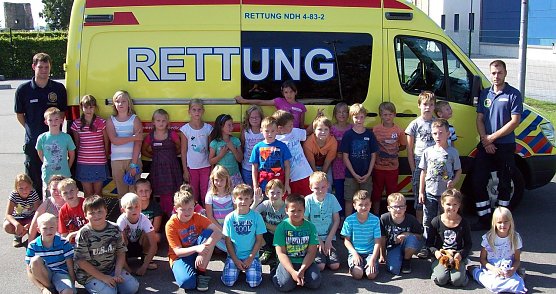 Retter in der Grundschule (Foto: privat) Retter in der Grundschule (Foto: privat)