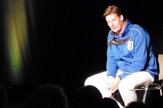 L&uuml;der Wohlenberg in der Rolle des Herrn Raderscheid (Foto: nnz)