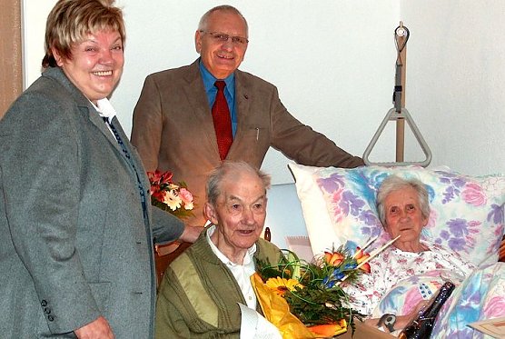 Gratuliert (Foto: Sollstedt)