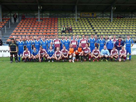 Das besondere Derby (Foto: Karl-Heinz Herrmann) Das besondere Derby (Foto: Karl-Heinz Herrmann)