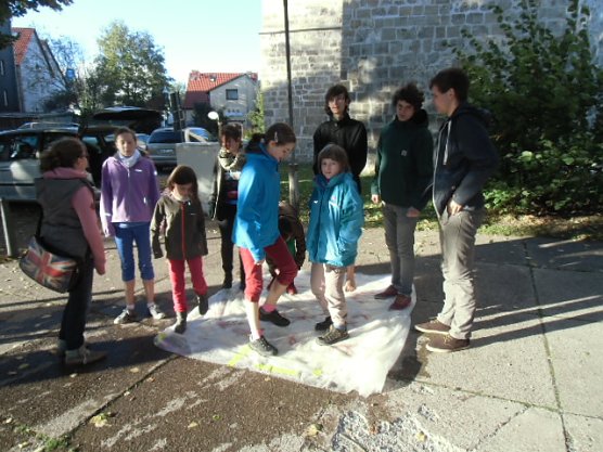 Zeltplanen filzen (Foto: F. Tuschy) Zeltplanen filzen (Foto: F. Tuschy)