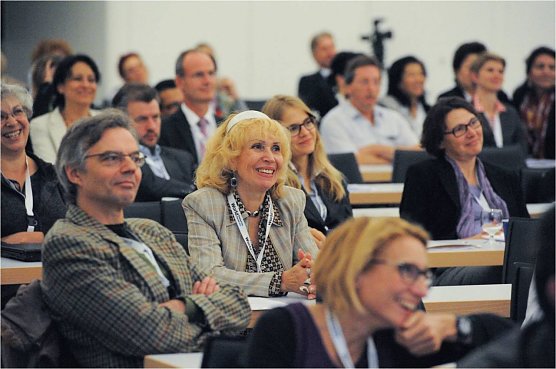 Genske in Davos (Foto: Robert Stuermer) Genske in Davos (Foto: Robert Stuermer)