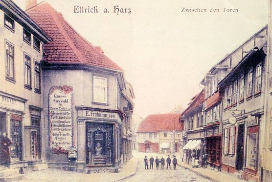 Historische Aufnahme:Zwischen den Toren (Foto: privat) Historische Aufnahme:Zwischen den Toren (Foto: privat)