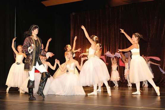 Getanztes M&auml;rchen (Foto: G&uuml;nter Herting)