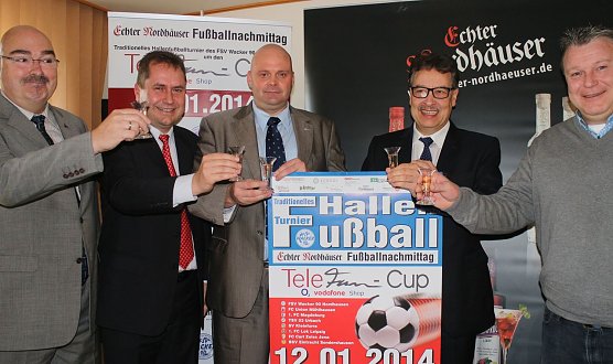 Angesto&szlig;en (Foto: nnz)