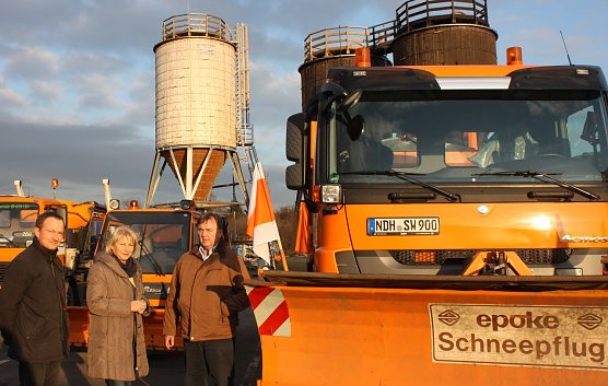 Letzte Absprachen (Foto: I. Bergmann|Stadtverwaltung Nordhausen) Letzte Absprachen (Foto: I. Bergmann|Stadtverwaltung Nordhausen)