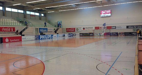 Noch ist die Halle leer (Foto: Bernd Peter)